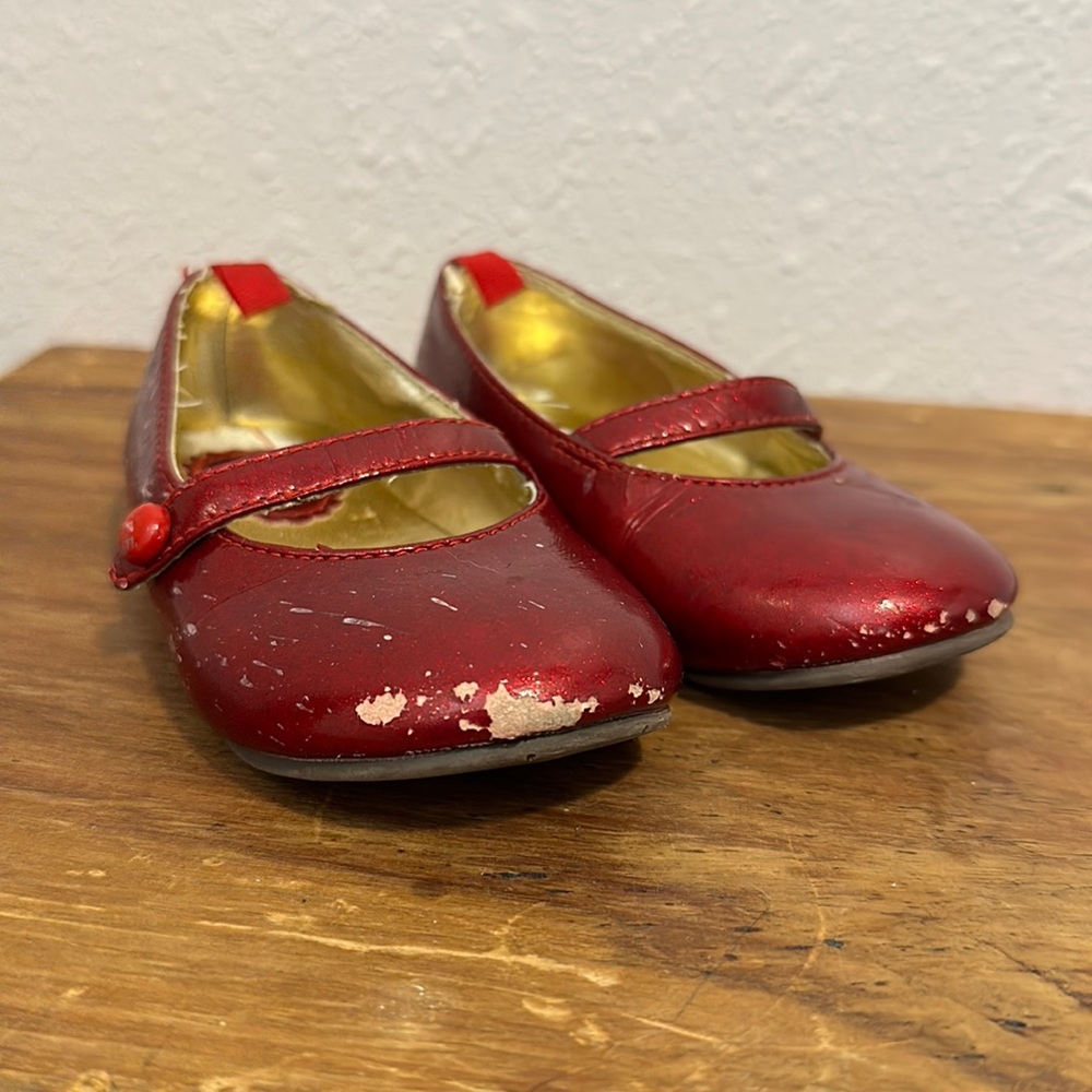Gap fancy shoes
